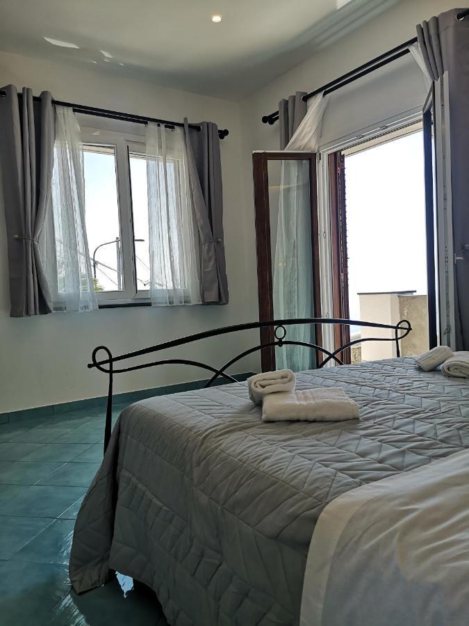 Villa Furoris Apartment ฟูโรเร ภายนอก รูปภาพ