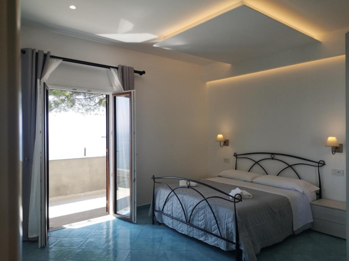 Villa Furoris Apartment ฟูโรเร ภายนอก รูปภาพ