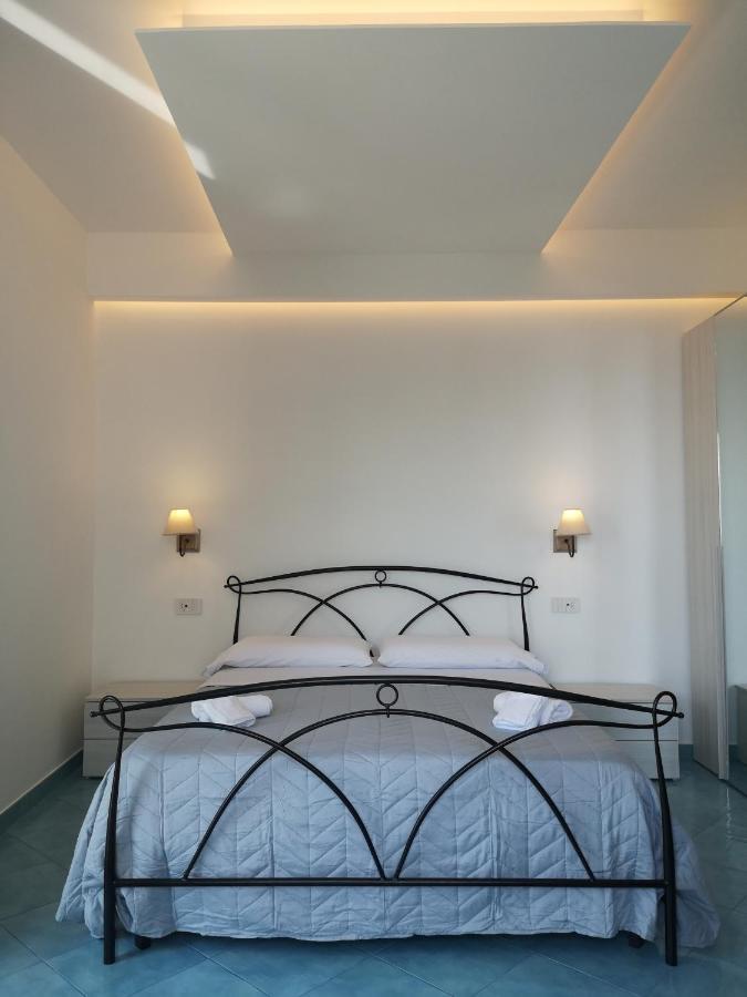 Villa Furoris Apartment ฟูโรเร ภายนอก รูปภาพ