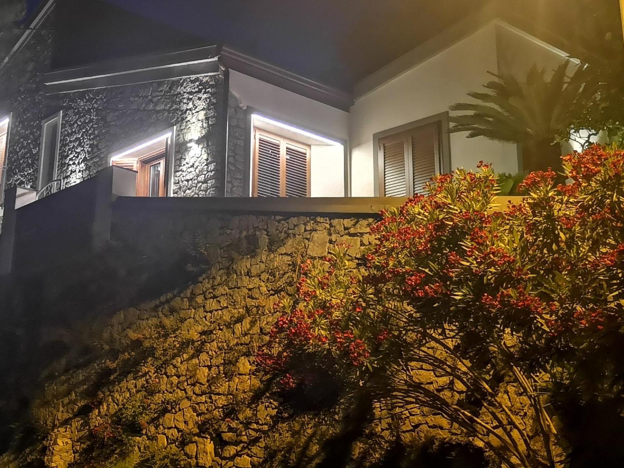Villa Furoris Apartment ฟูโรเร ภายนอก รูปภาพ